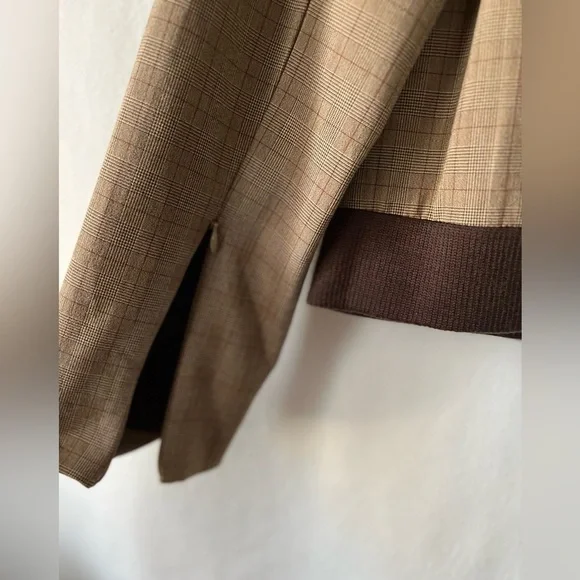 Old Navy Size XL Brown/Red Lined Outerwear Jacket. - Picture 9 of 15